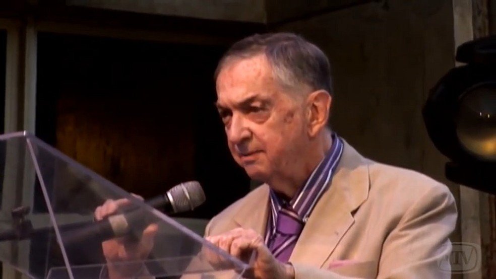 Morre aos 96 anos Renato Simões, ex-superintendente do Jornal A Tarde