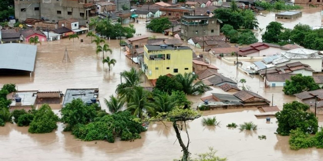 Defesa Civil atualiza dados sobre população afetada pelas chuvas na Bahia; mais três mortes são confirmadas