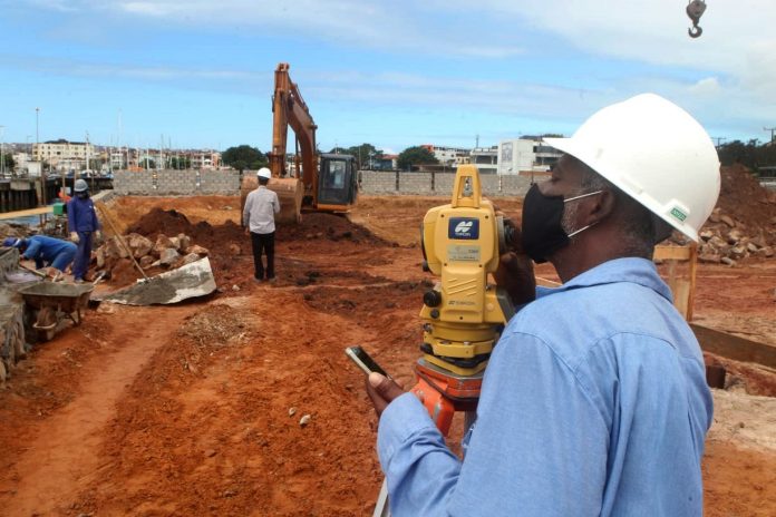 Bahia gera 12,4 mil empregos em outubro e é líder no Nordeste