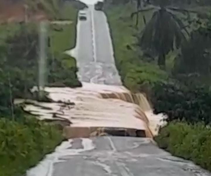 Enchentes, deslizamentos, desabrigados e mortes: chuvas castigam cidades do sul e extremo sul da Bahia