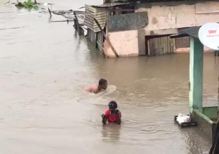 Chuvas continuam castigando o sul da Bahia; em Itabuna, número de desabrigados já passa de 300