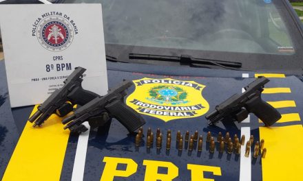 PRF prende três suspeitos de tentativa de assalto em Porto Seguro