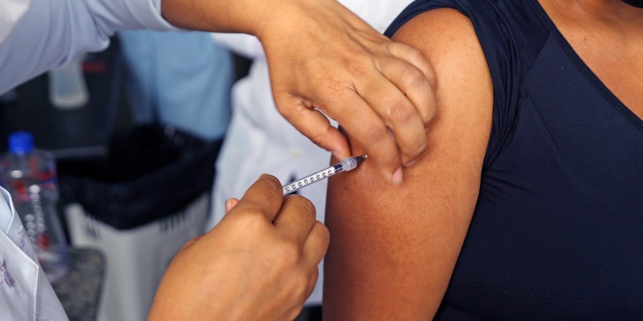 Covid-19: Capital baiana chega a mais de 1 milhão de vacinados com dose de reforço