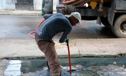 Emasa intensifica serviços de manutenção nas redes de esgoto em Itabuna