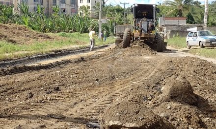 Operação Tapa-buracos no centro e nos bairros de Itabuna atende demandas da população