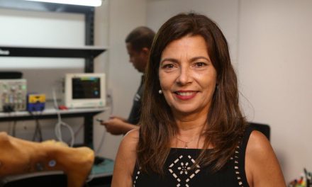 Ex-reitora da UESC, Adélia Pinheiro assume Secretaria de Saúde do Estado