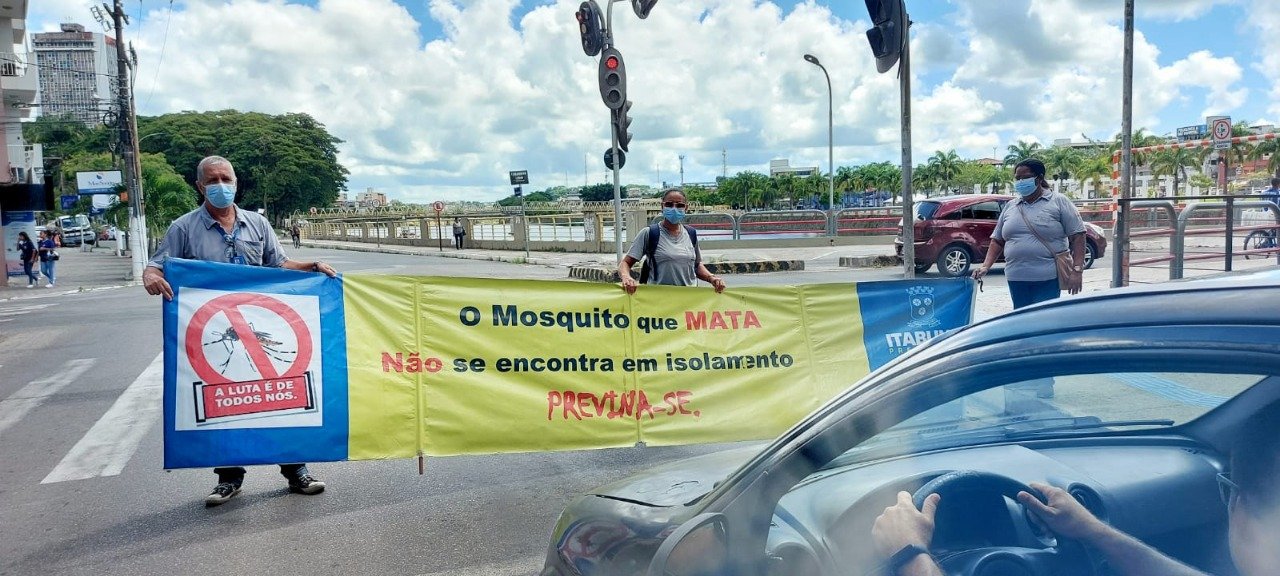 Pit-Stop de Agentes de Combate às Endemias alerta para a prevenção da dengue em Itabuna