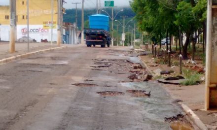 Ministério Público aciona Brumado para reparar buracos nas ruas da cidade