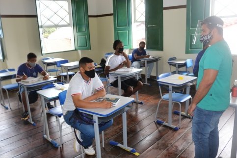 Professora e estudantes da rede estadual da BA são finalistas na Feira Brasileira de Ciências