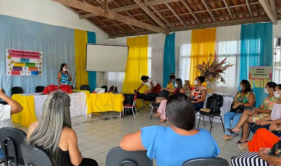 Grupo Escolar Léa Galrão realiza 1º Encontro Pedagógico do ano letivo de 2022