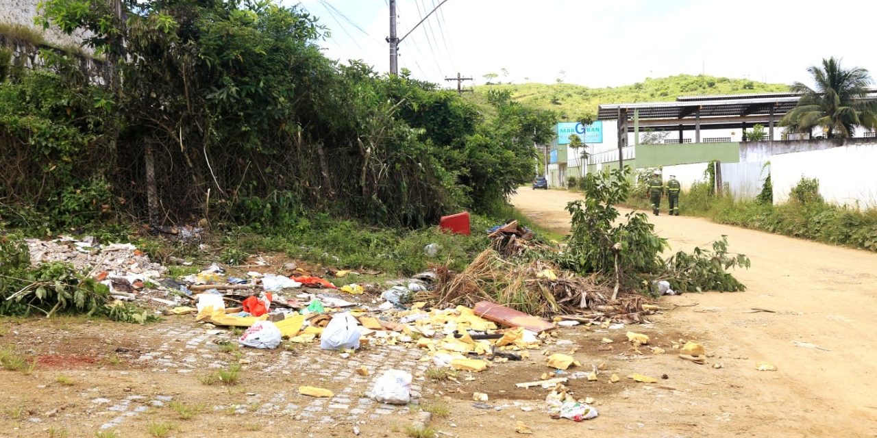 Moradores do Novo São Caetano são orientados sobre o descarte irregular de entulho