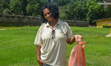 Biofábrica da Bahia distribui 200 quilos de peixe a colaboradores