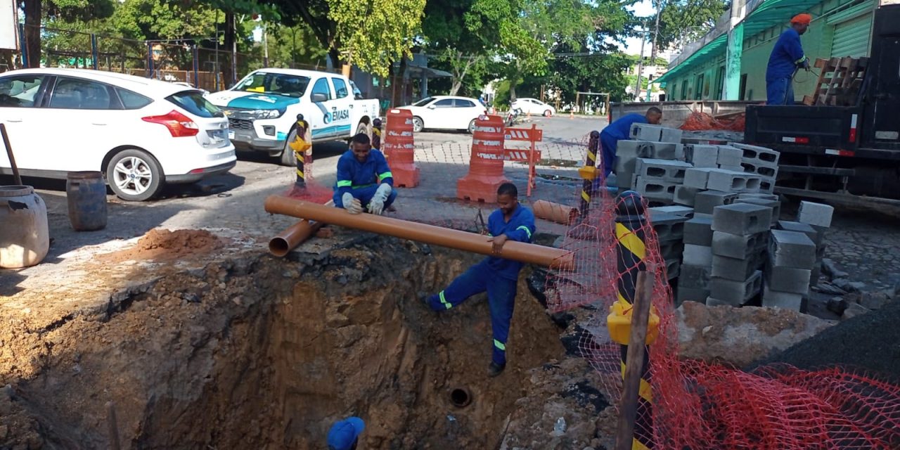 Emasa recupera rede de esgotamento sanitário na Rua Mariá Ferreira