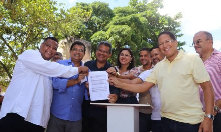Governo assina ordem de serviço para obras de infraestrutura esportiva do sul da Bahia
