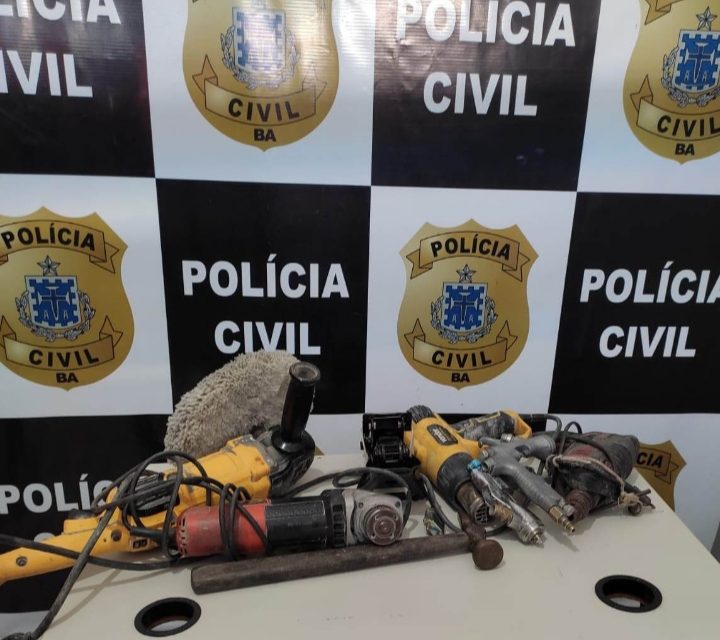 Polícia recupera carro roubado e prende receptador em Porto Seguro