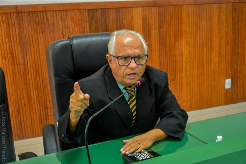 Ilhéus: vereador Paulo Carqueija exige melhorias no atendimento bancário da cidade