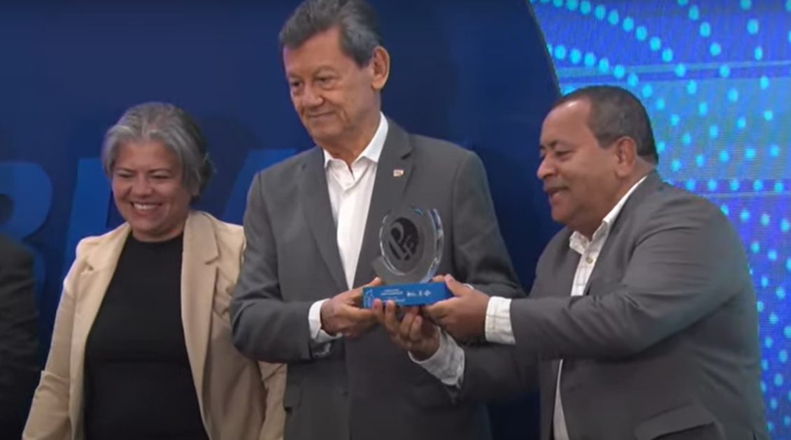 Prefeito de Itacaré vence o Prêmio Sebrae Prefeito Empreendedor – Edição BA