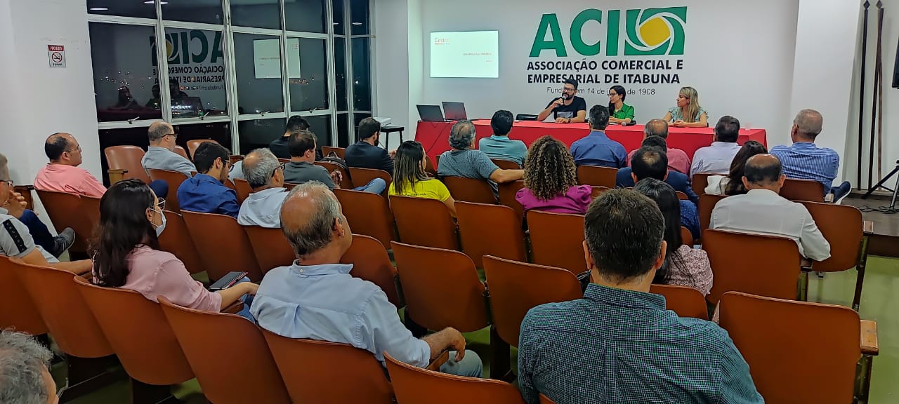 Economia local e comércio informal foram pautas da reunião de ontem (09) da ACI