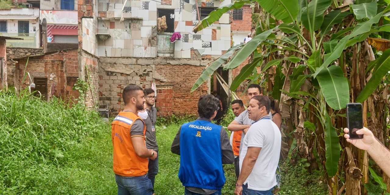 SIURB e Defesa Civil visitoriam imóveis em situação de risco no Bairro São Pedro
