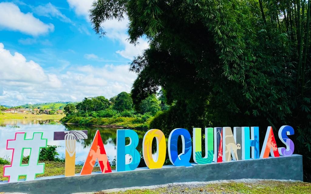 Com vista para o Rio de Contas, letreiro turístico de Taboquinhas dá vida ao lugar