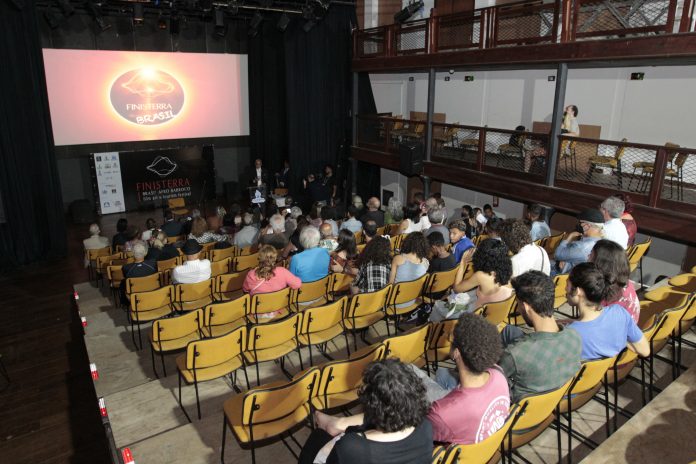 Governo baiano promove sessão itinerante de cinema em diversos municípios do estado