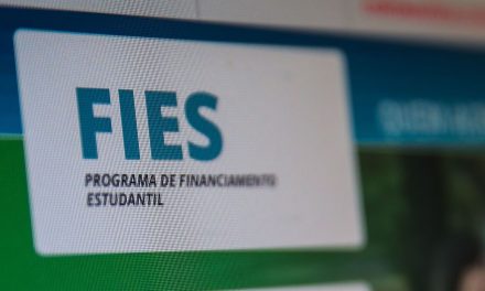 Renegociação do FIES na CAIXA: mais de 136 mil adesões resultam em R$ 3,7 bilhões em descontos
