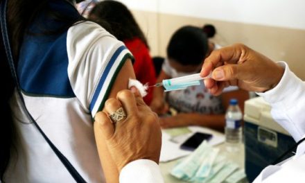 Segundo Sesab, 60% dos baianos vacinados contra a Covid-19 ainda não tomaram as doses de reforço