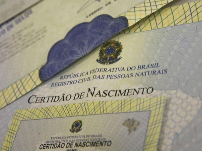 Lei Federal permite a alteração de Nome direto em Cartório após os 18 anos