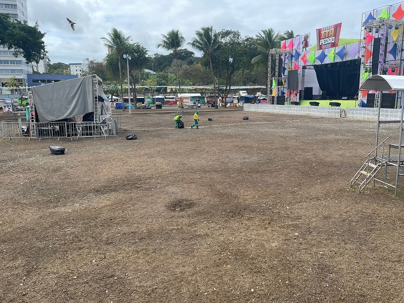 Prefeitura e Biosanear fazem limpeza da sujeira no circuito do Ita Pedro em Itabuna