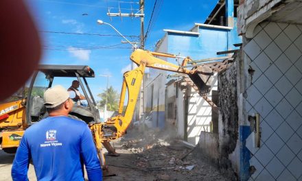 Bahia: PGE lamenta e repudia tentativa de invasão e demolição de imóvel de Frans Krajcberg em Nova Viçosa