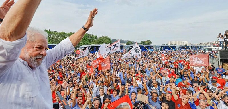 Quaest confirma vitória de Lula em primeiro turno: ex-presidente tem 45% contra 43% dos adversários