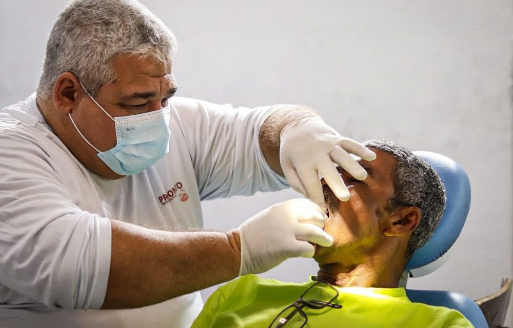 Itacaré: Prefeitura entrega próteses dentárias e eleva a autoestima dos beneficiados