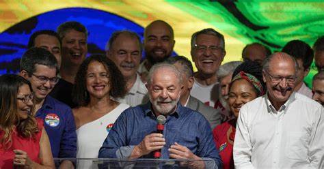 Vitória de Lula é manchete nos principais jornais do mundo