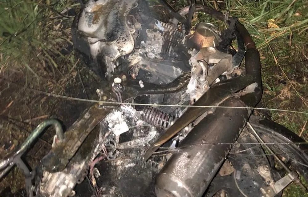 Batida entre moto e carro deixa três pessoas mortas na BR-415; duas das vítimas eram de Itabuna