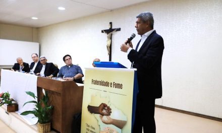 Governador eleito, Jerônimo Rodrigues firma parceria com a Igreja Católica para o combate à fome na Bahia
