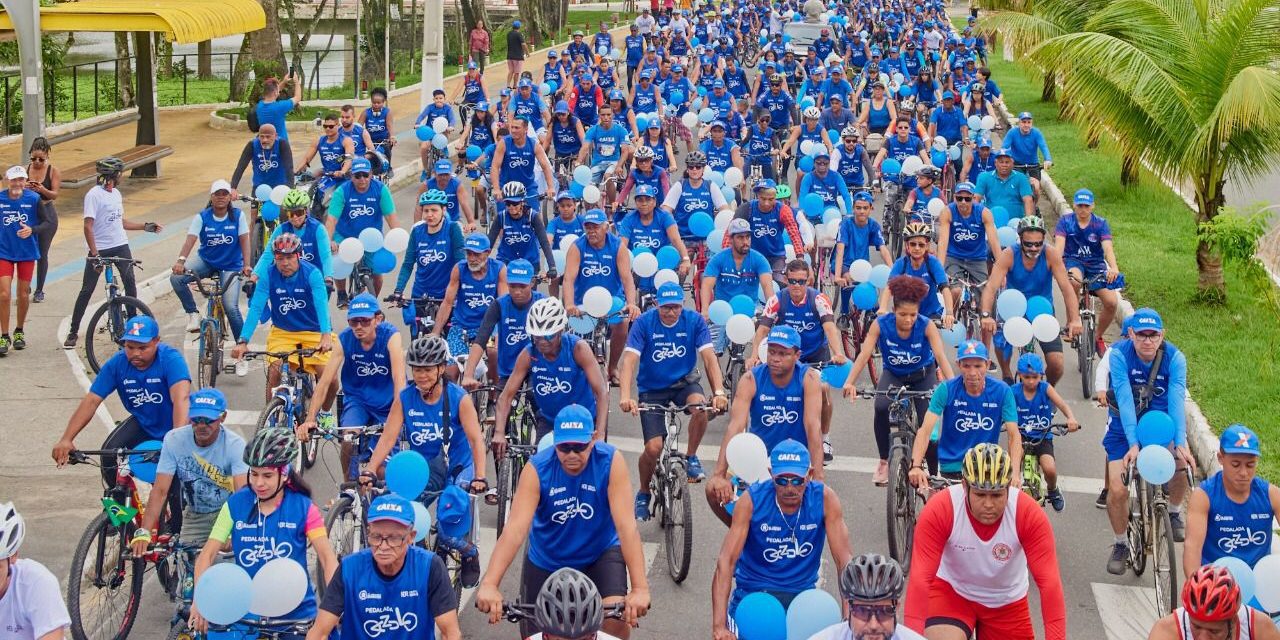 Pedalada Azul reúne dois mil ciclistas e incentiva atividades saudáveis na prevenção do diabetes