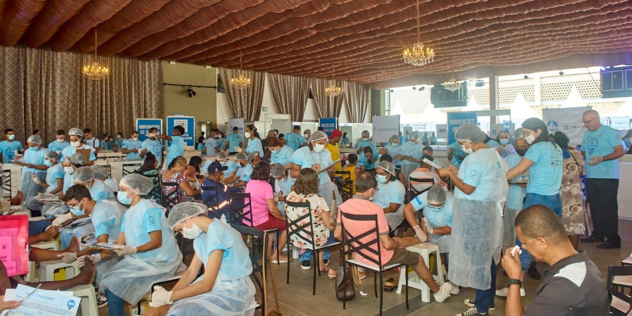 Mutirão do Diabetes atrai multidão nesse primeiro dia em Itabuna