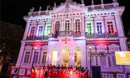 Cantatas de Natal: corais se apresentam nas escadarias do Palácio Paranaguá; confira programação