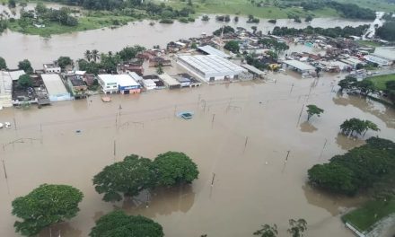 Governo do Estado publica decretos com ações para socorrer municípios afetados pelas  chuvas