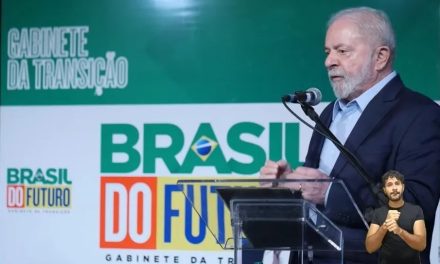 Lula anuncia Alckmin, Camilo, Nísia Trindade, Wellington Dias e mais 12 futuros ministros; veja lista