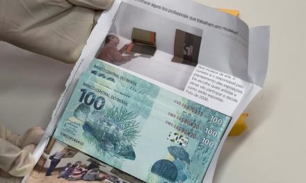 Polícia flagra homem com R$1 mil em notas falsas em Jequié