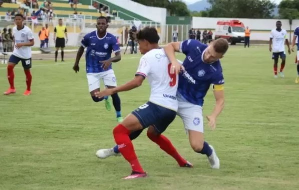 Itabuna goleia o Bahia e garante vaga na semifinal do Campeonato Baiano