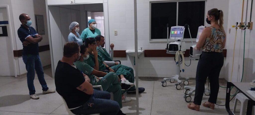 Fisioterapeutas do Hospital de Base recebem treinamento sobre uso de ventiladores mecânicos