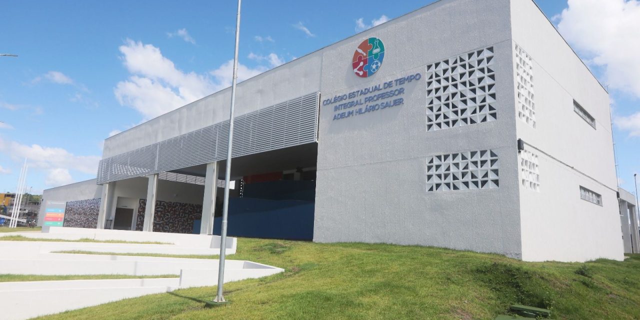 Jerônimo inaugura colégio de tempo integral em Itabuna; unidade é a oitava na Bahia