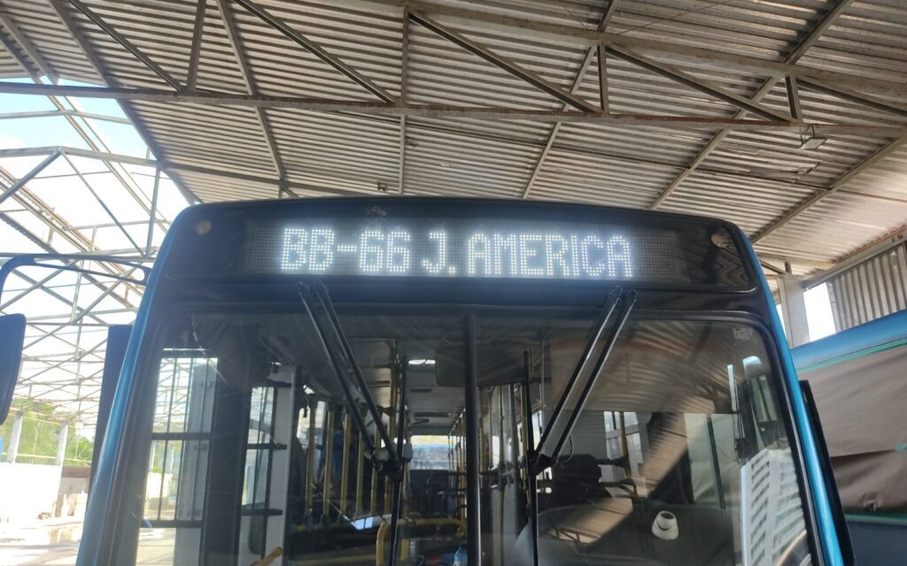 Já está em operação nova linha de ônibus que liga condomínios Gabriela e Jubiabá ao Jardim América
