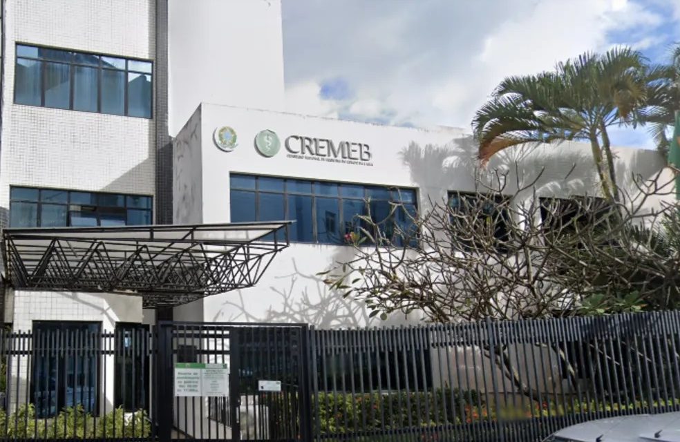 Cremeb investiga denúncias contra cirurgião plástico de Itabuna