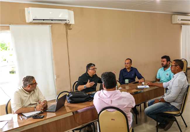 Em reunião com a CVR Costa do Cacau, Prefeitura de Ilhéus discute gestão de resíduos sólidos