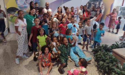 Familias da AACRI Itabuna participam da Chocolândia no Shopping Jequitibá