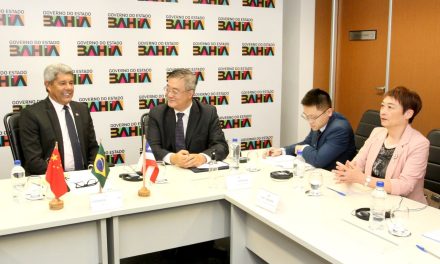Jerônimo recebe embaixador chinês para debater projetos e mais investimentos para a Bahia