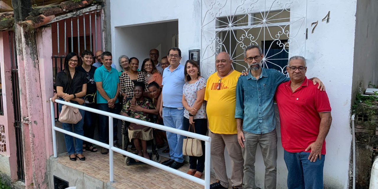 “Morar Melhor”: Igreja Teosópolis entrega casa no Daniel Gomes